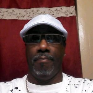 Meet your Posher, Gregory